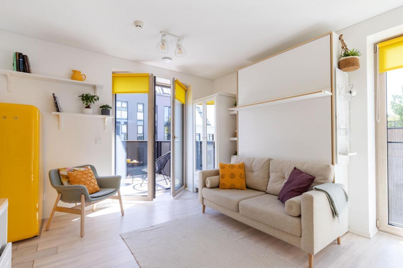 Yellow Studio Paupys Apartment Вилнюс Екстериор снимка
